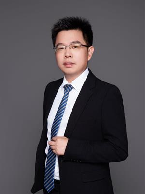何荣明